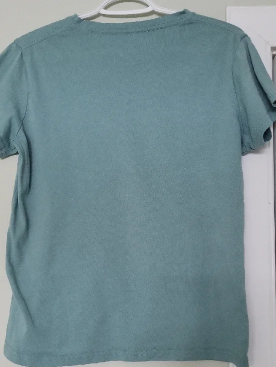 SHEIN Teal Short Sleeve Tee with White & Orange Rainbow Graphic - Picture 2 of 4